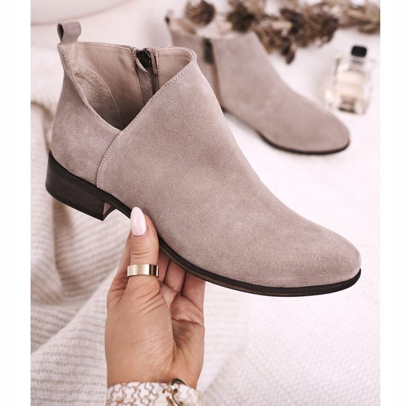 Nicole Women's Booties With V-neck Suede Cappuccino Clarence brown multicolored 1