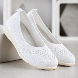 Goodin Openwork Slipons white 2