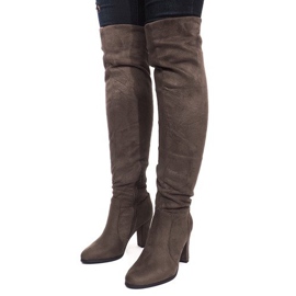 Suede Boots On A Bar K953 Green 1