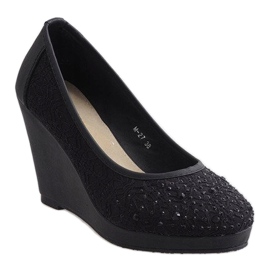 Black Pumps On Wedge M-27 1