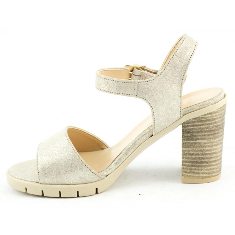 Mariettas Sandals on the post 2713702 gold beige golden 1 Mariettas Sandals on the post 2713702 gold beige golden 1
