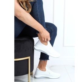 White sports shoes 2019-3 White 2