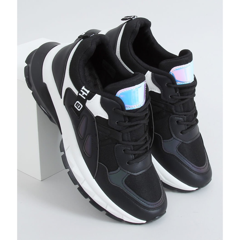 Black sports shoes for women B0-553 Black 1