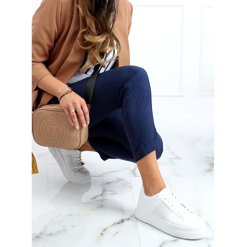 White sneakers on a high sole LA133P White 2