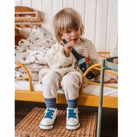 Apawwa Children's High-top Sneakers White and Navy Baxter ['white', 'navy blue'] 2