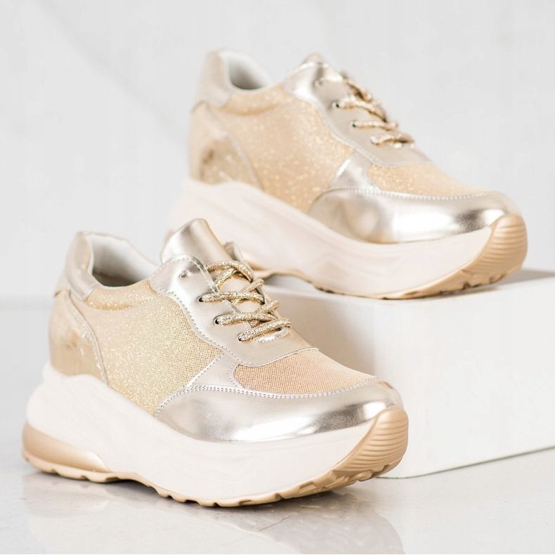 Bestelle Golden Sneakers With Glitter beige 1 Bestelle Golden Sneakers With Glitter beige 1