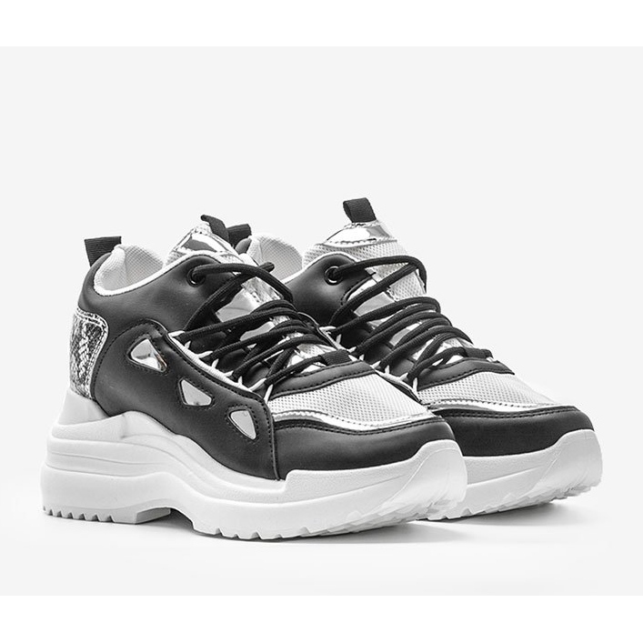 Black and white snake sneakers 3170 1