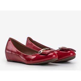 Red lacquered Lillie ballerinas 1