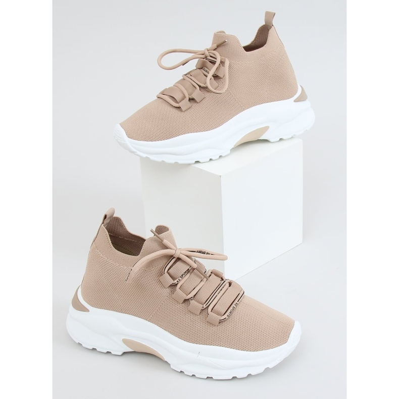 Beige sports socks V8043-2 Khaki shoes 1