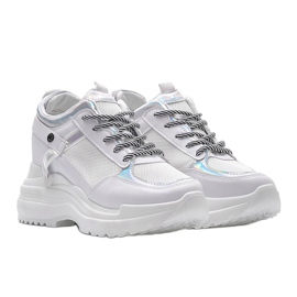 White sneakers on a thick Johan's sole 1