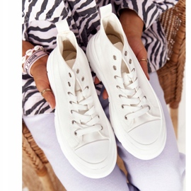FB2 Women's High Sneakers White Trissy On A Large Sole 1