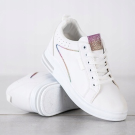 SHELOVET White Shoes With Hidden Wedge 1
