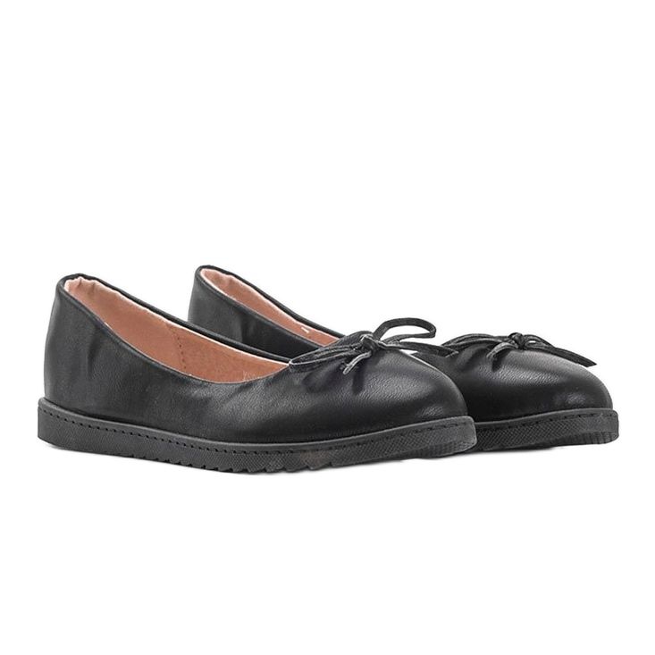 Ladies' black ballerinas with a Bridget bow 1