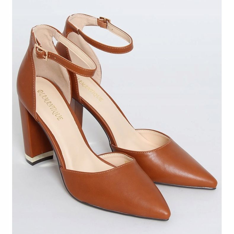 Pumps on the post camel X8077 Camel brown 1