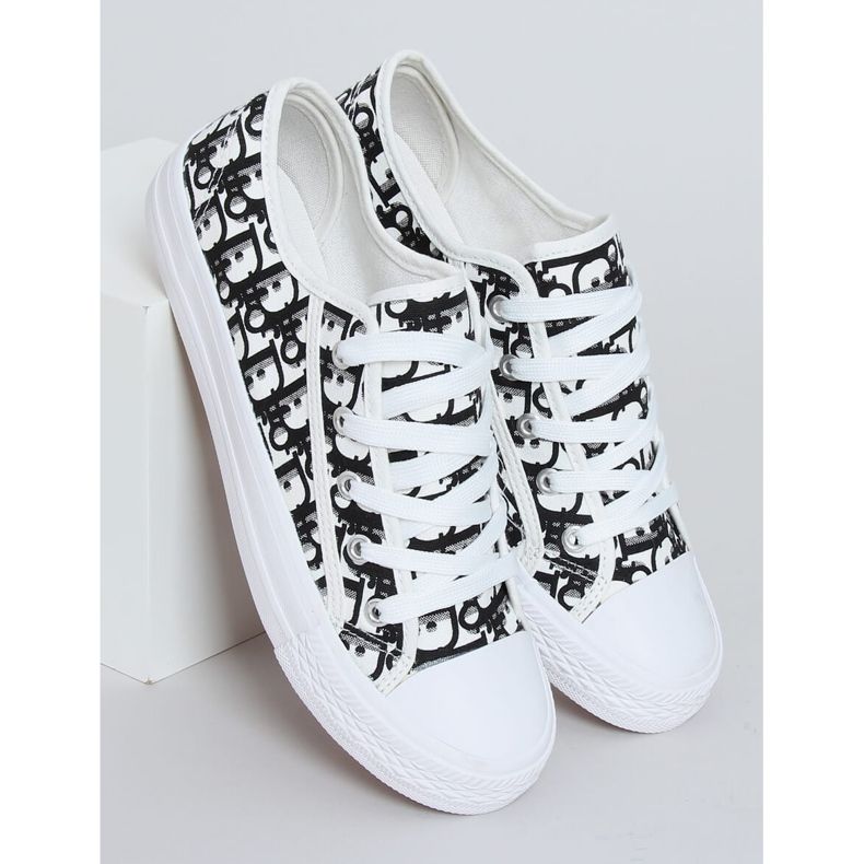 Black women's sneakers XL30P Black white 1