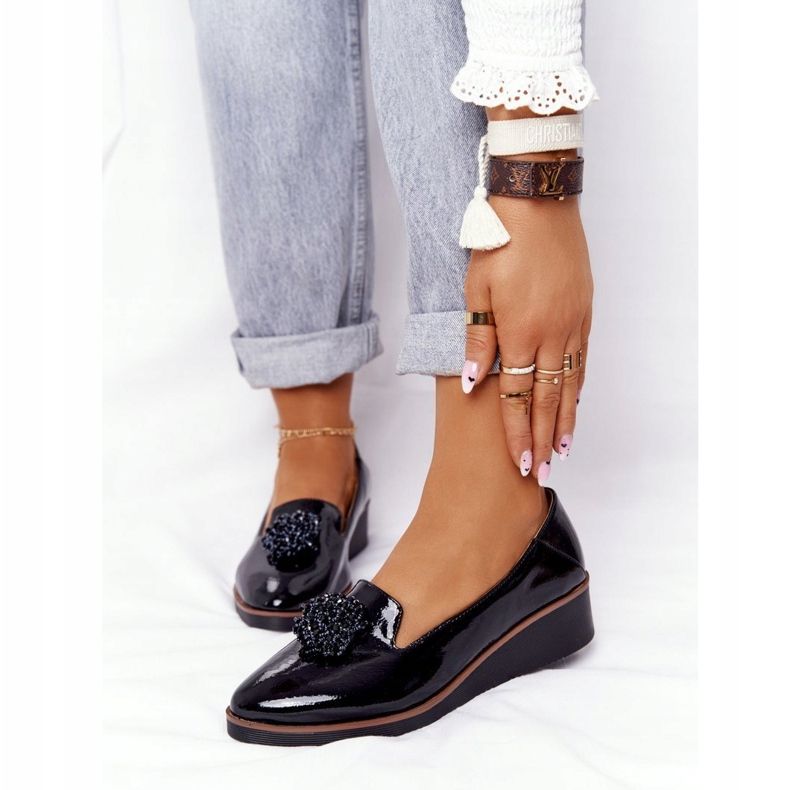 Elegant Shoes On Wedge Vinceza 10580 Lacquered Black 1