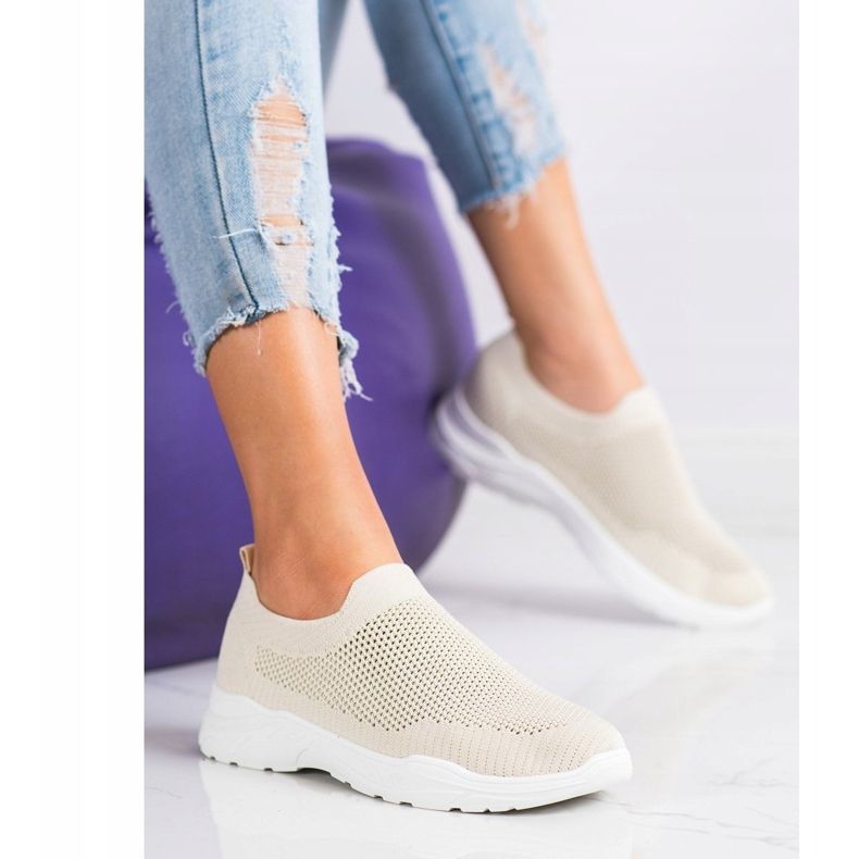 Ideal Shoes Slip-on Shoes With Mesh beige 1
