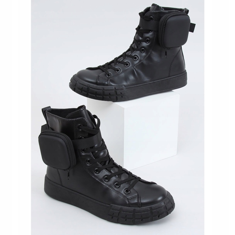 Black VL142 Black sneakers with a sachet 1