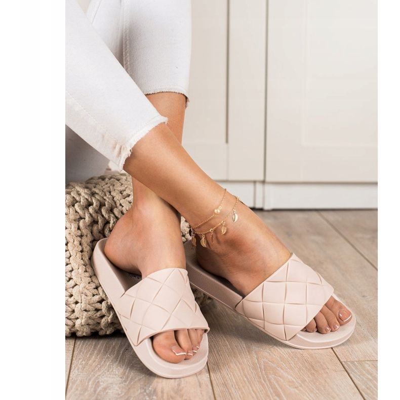 Seastar Comfortable Rubber Slippers beige 1