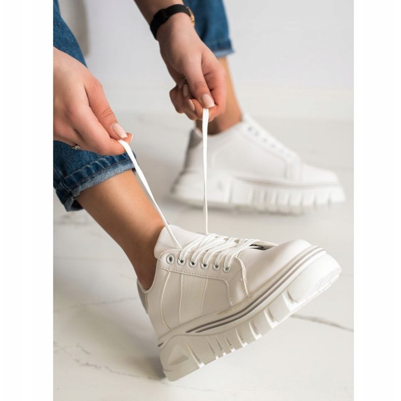 SHELOVET White Sneakers On The Platform 1