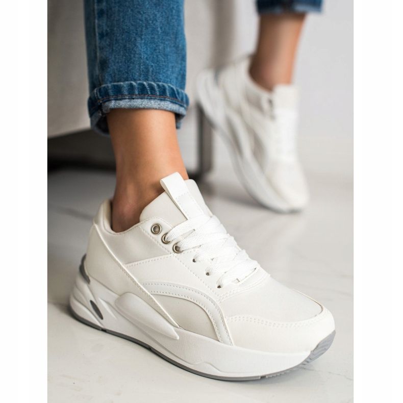 SHELOVET Classic Sneakers On The Platform white 2