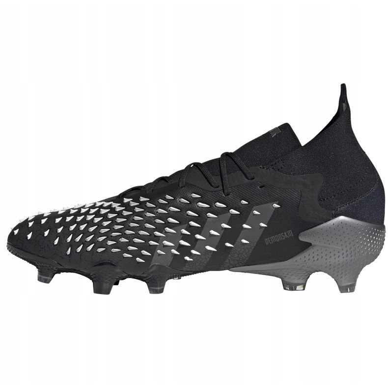 Adidas Predator Freak.1 Fg FY1021 football boots black black 1