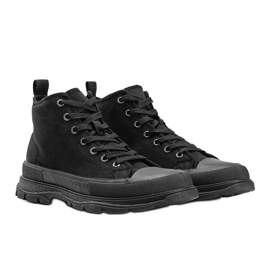 Black high sneakers on a thick Evelin sole 1