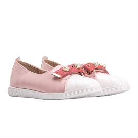 Pink loafers with Deanna pearls 1