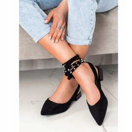 Seastar Pumps With Decorative Binding black 2