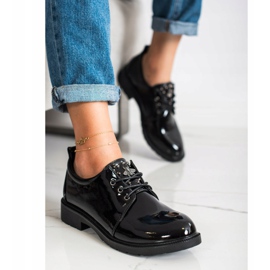S. BARSKI Black lacquered shoes 1