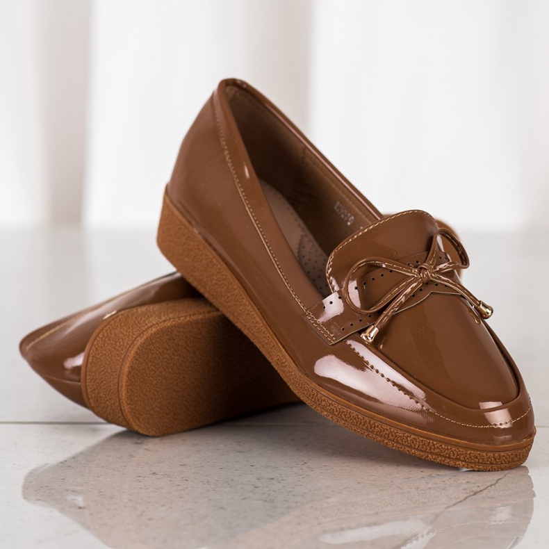 SHELOVET Lacquered Loafers On The Platform brown 1