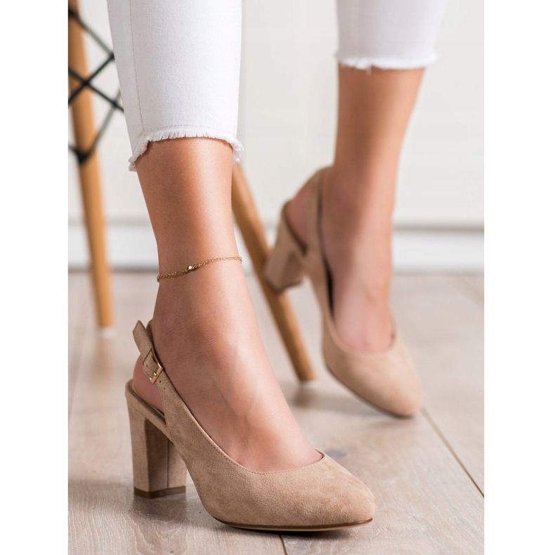 Black Pumps from Sergio Leone 1