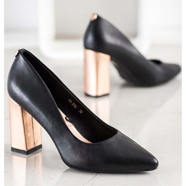 Classic Sergio Leone pumps black 1