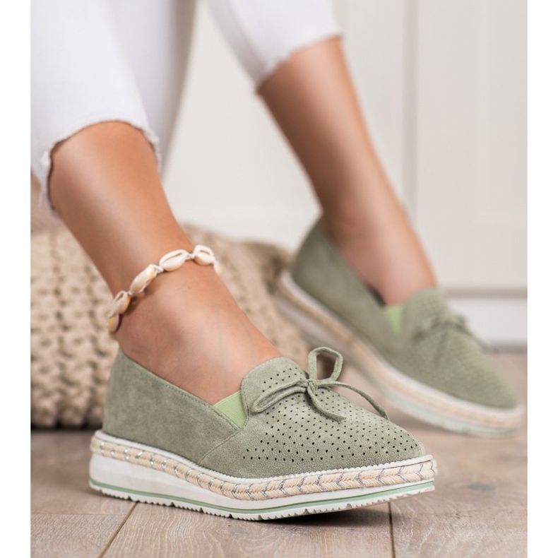 SHELOVET Openwork loafers on the platform green 1