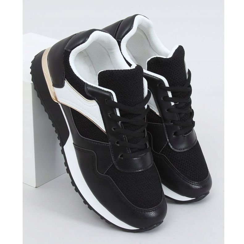 Black VL134P Black sports shoes 1