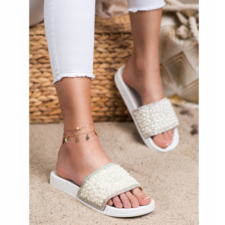 Seastar Elegant Slippers With Pearls white 1