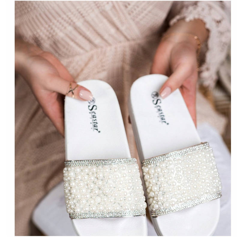Seastar Elegant Slippers With Pearls white 2