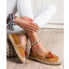 Best Shoes Fashionable espadrilles with ornaments brown 1 Best Shoes Fashionable espadrilles with ornaments brown 1