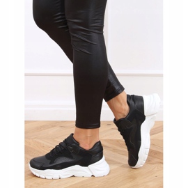 Black sports shoes YL-45 Black 2