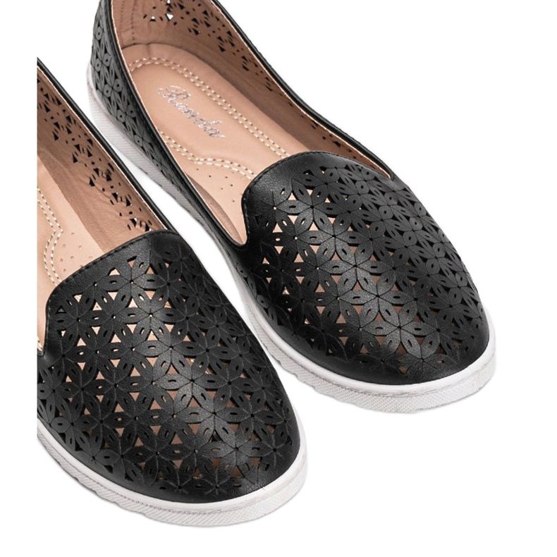 Black loafers with an openwork Margari finish 1