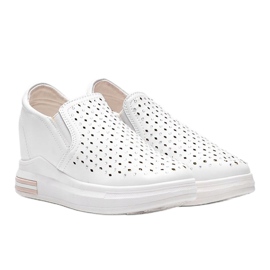 White openwork sneakers on the Kyra wedge 1