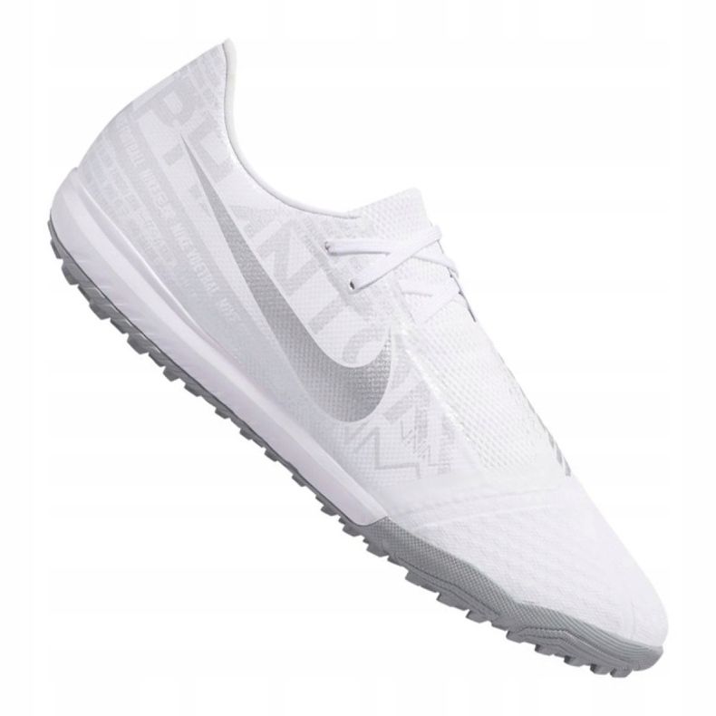 Nike Phantom Venom Academy Tf AO0571 100 football shoe white 3