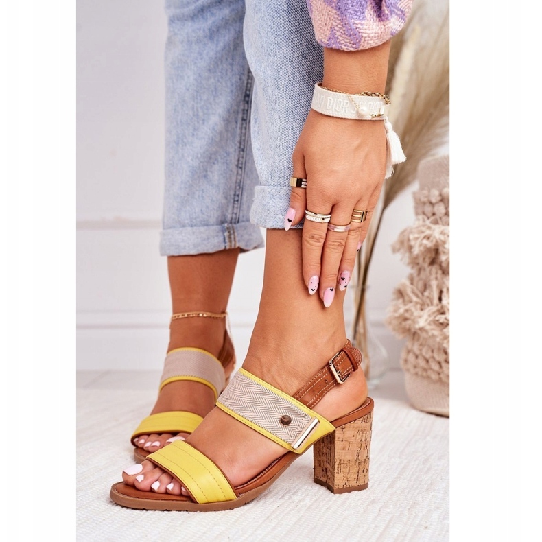 Jezzi Women's sandals on the cork post yellow 20sd35-1826 beige 1 Jezzi Women's sandals on the cork post yellow 20sd35-1826 beige 1