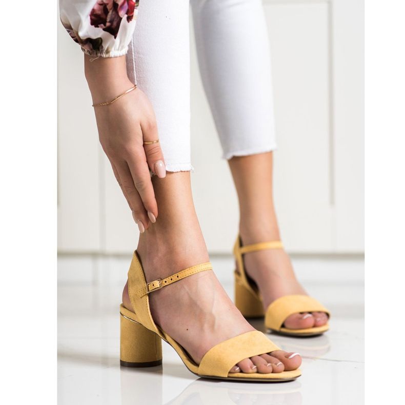 Evento Stylish Sandals On A Bar yellow 1