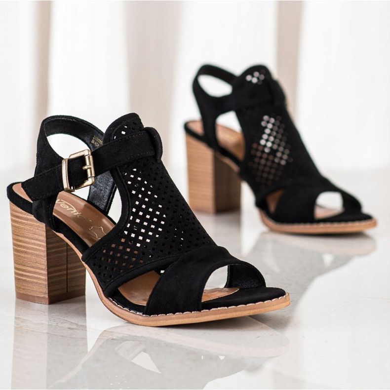 Evento Openwork Sandals In The Spring black 1