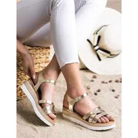 Seastar Sandals On The Platform golden 2