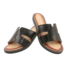 Filippo Shiny varnished flaps black leather insert 4