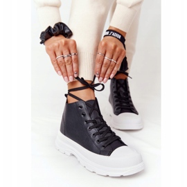 Women's Black Trissy Leather Sneakers On Large Sole 1