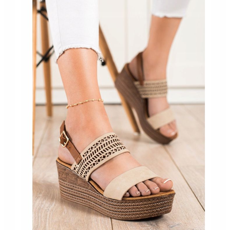 S. BARSKI Beige Sandals Na Koturnie S.BARSKI brown 2