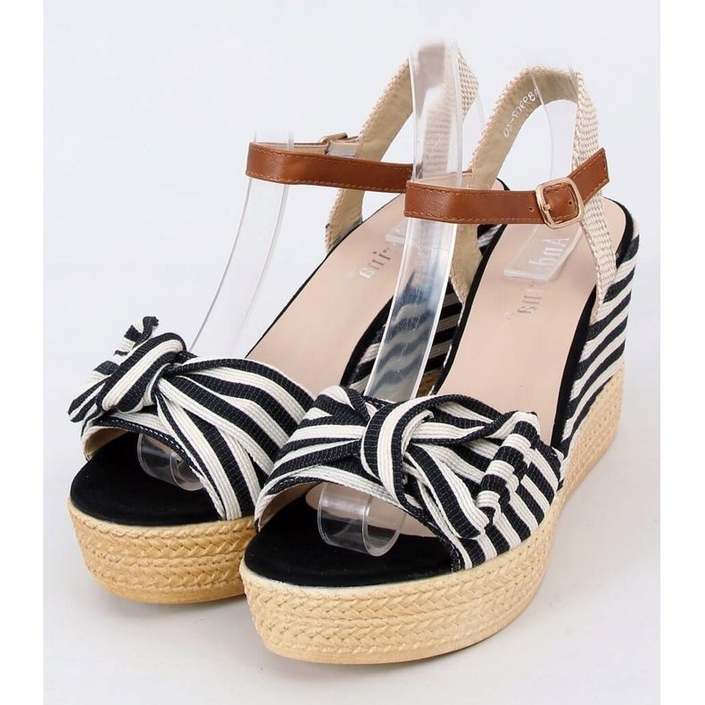 Black Sandals on a black striped wedge A89907 Black beige brown 1